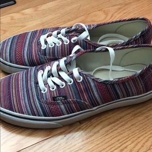 Vans authentic patterned print size 9.5